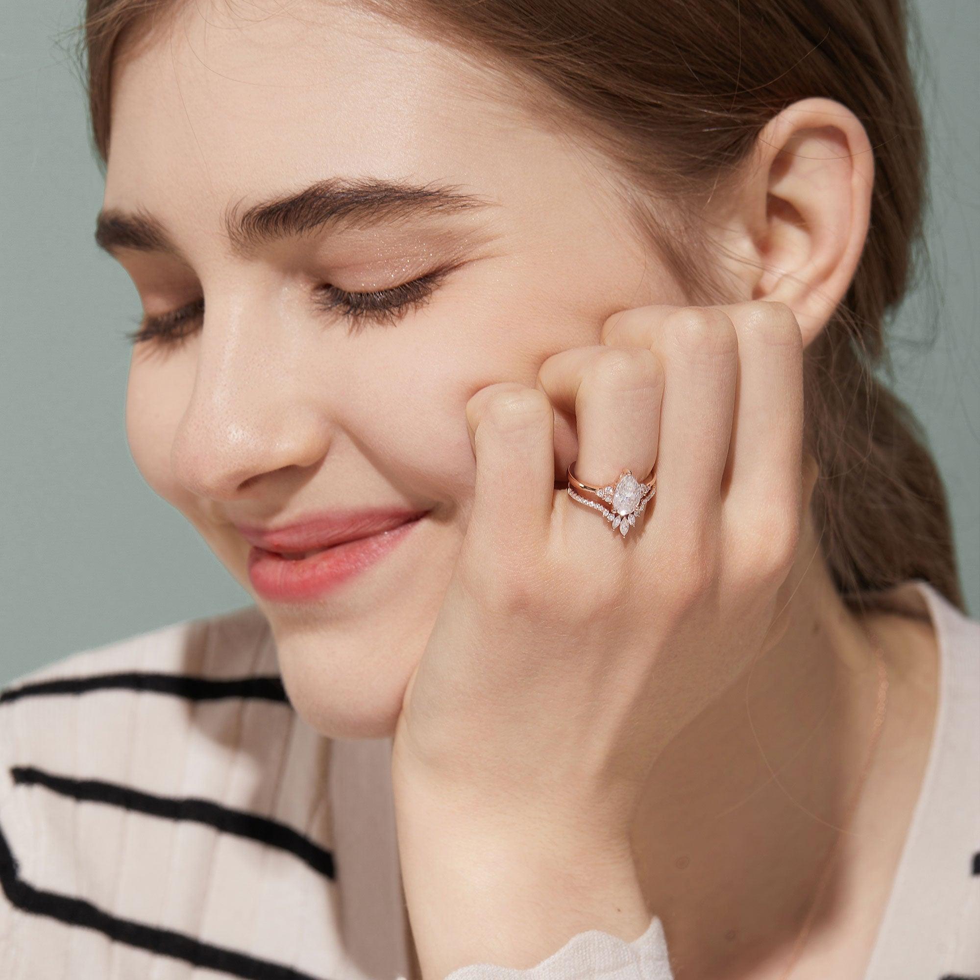 pear engagement rings, moissanite engagement rings, felicegals