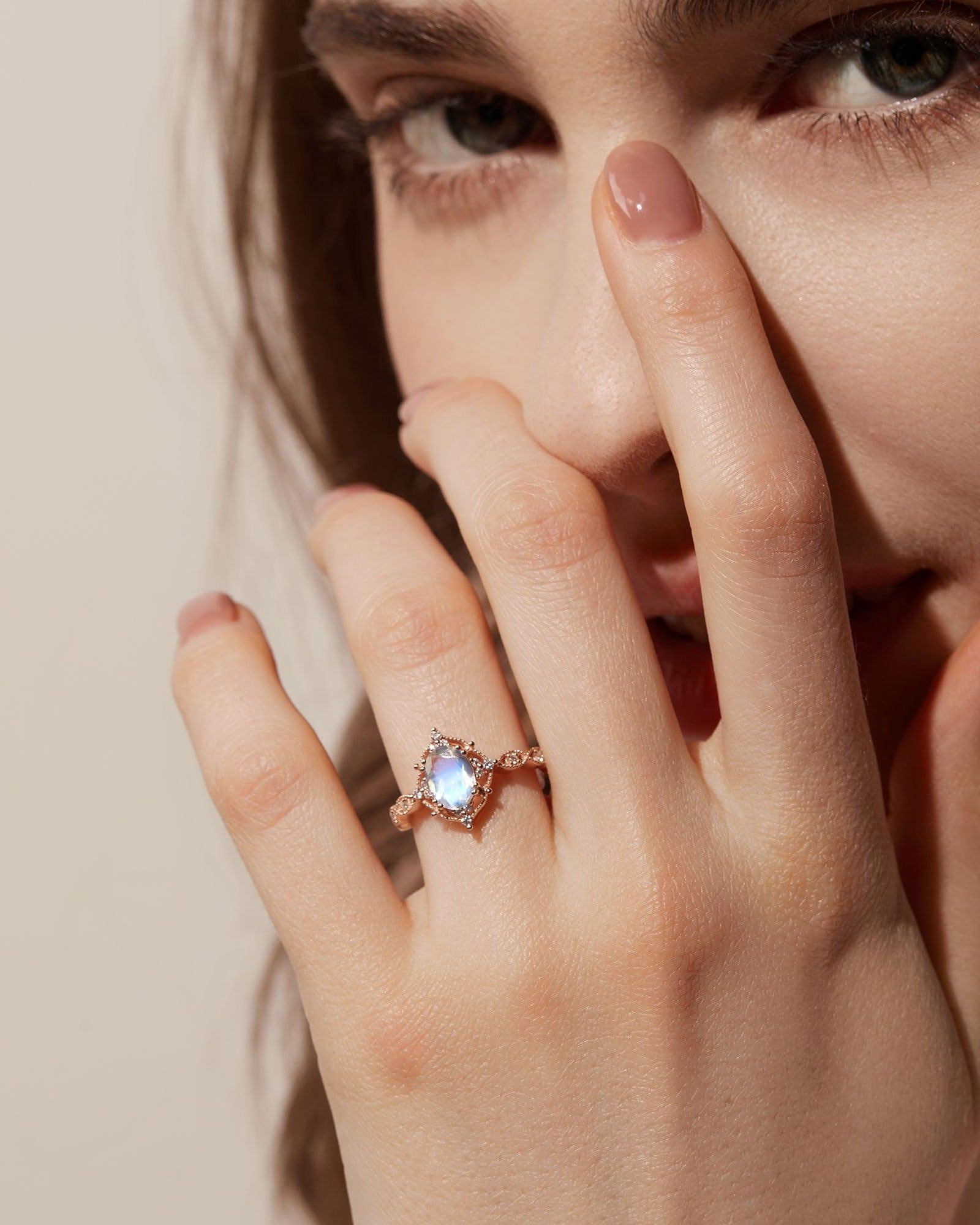 1.5ct Signature Moissanite Vintage Engagement Ring - Felicegals 丨Wedding ring 丨Fashion ring 丨Diamond ring 丨Gemstone ring