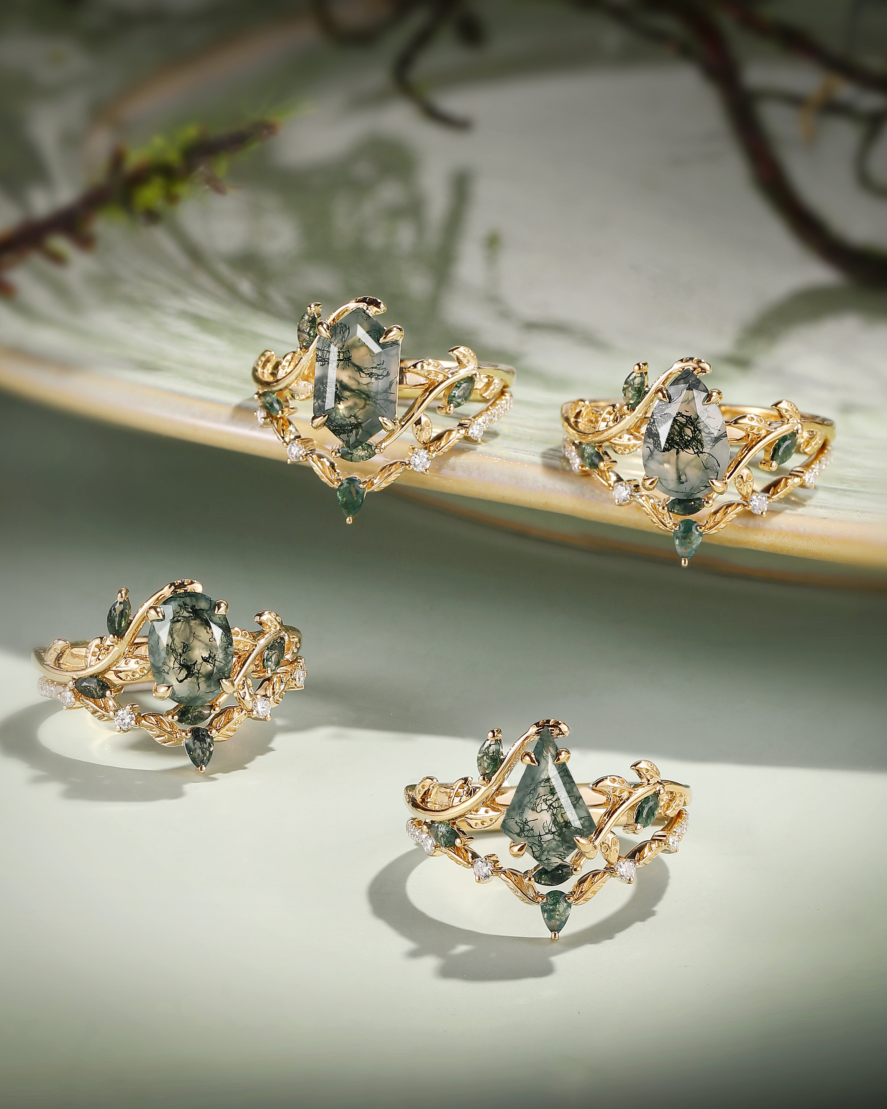 Daphne bridal set 2 pieces - engagement ring and wedding band