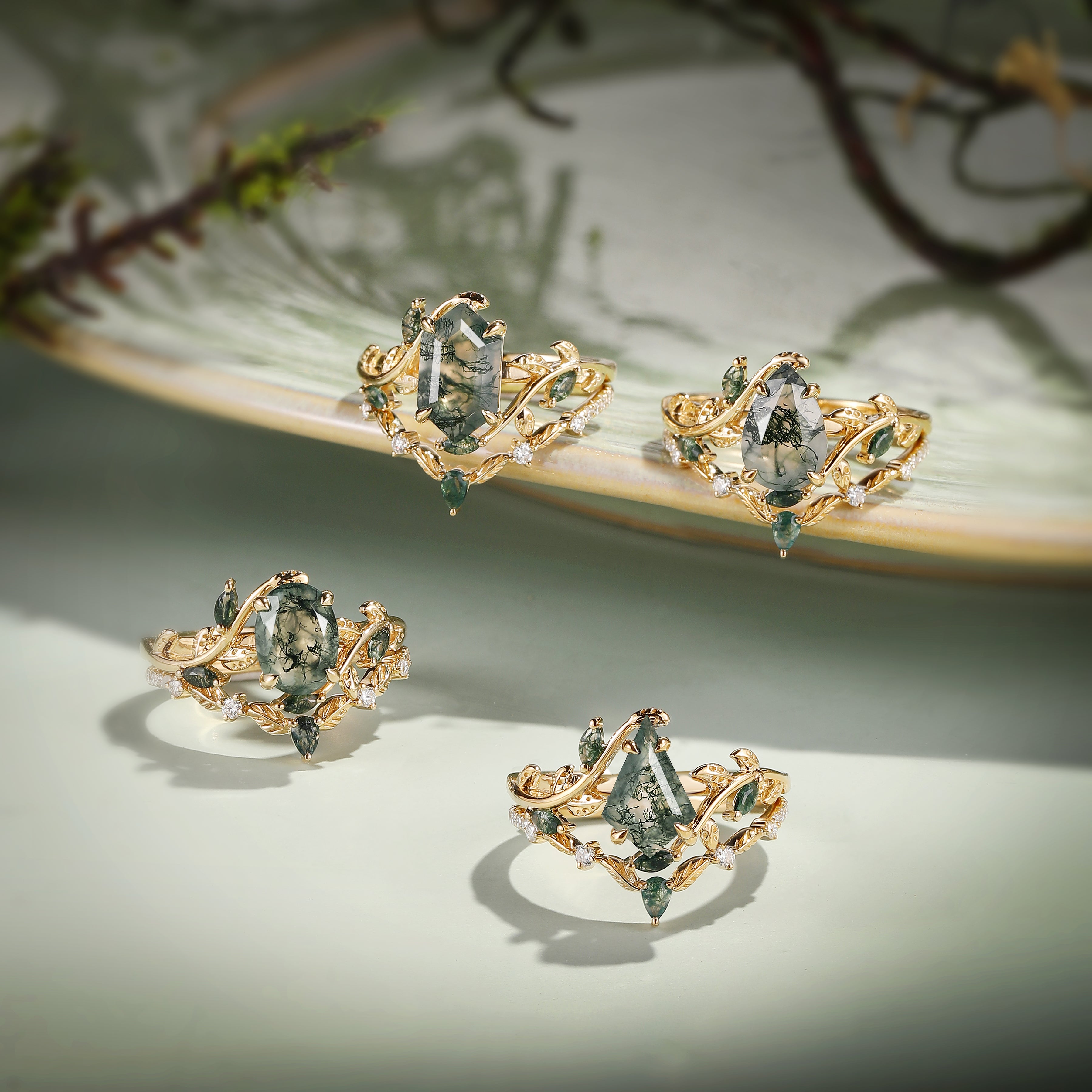 Daphne bridal set 2 pieces - engagement ring and wedding band