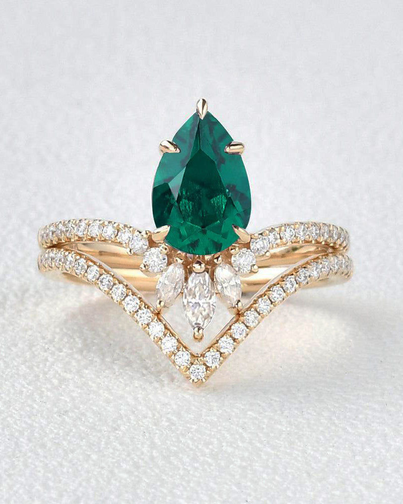 1.7ct Pear Emerald Classic Vintage Ring Set 2pcs