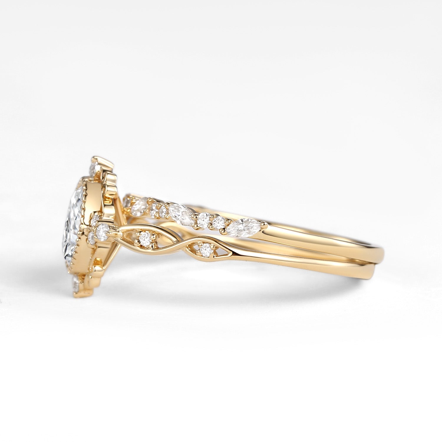 Vintage Victorian Oval Moissanite Infinity Engagement Ring Set 2pcs