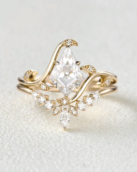 Unique Kite Cut Moissanite Leafy Engagement Ring Sets 2pcs - Ivy