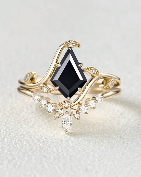 Unique Kite Cut Leafy Engagement Ring Sets 2pcs - Ivy