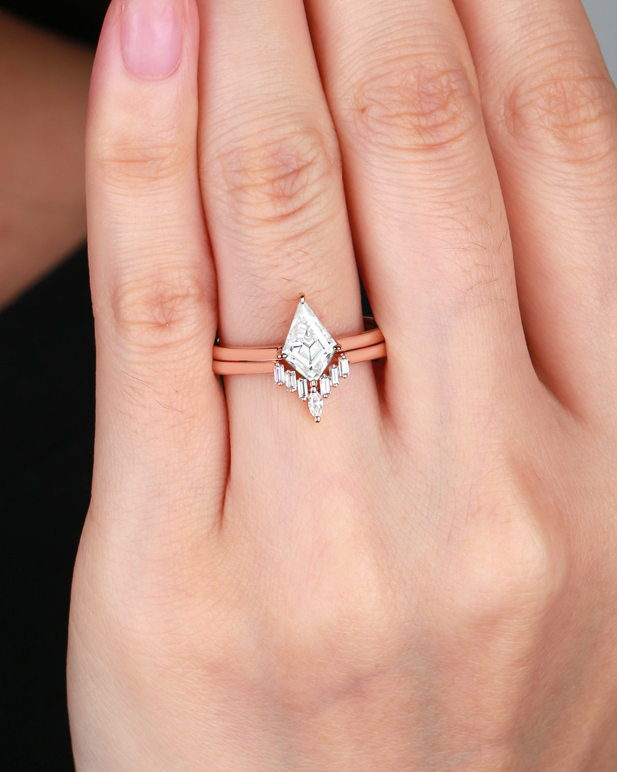 Kite Cut Moissanite Baguette Engagement Ring Sets 2pcs