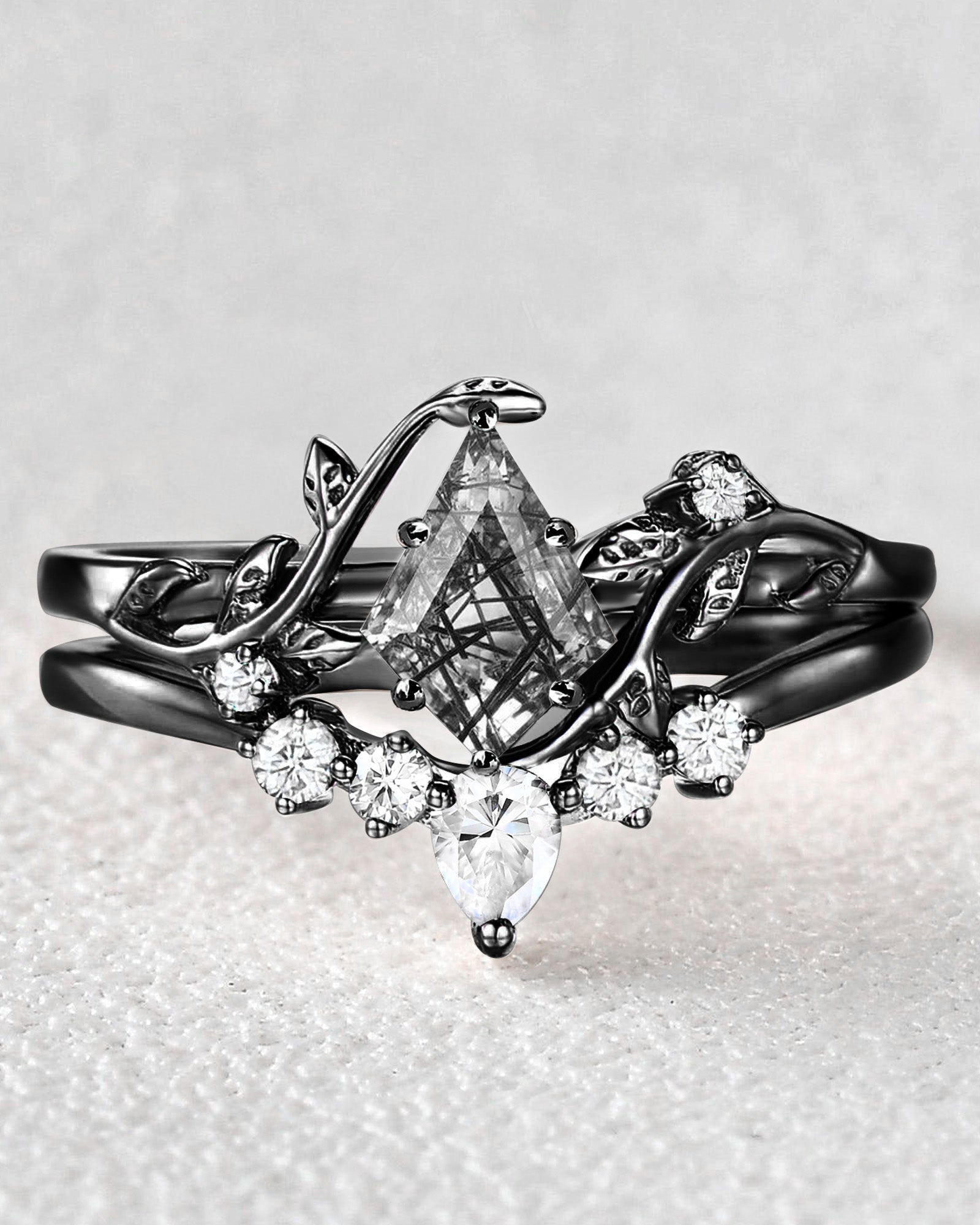 Black Gold Unique Kite Cut Leafy Bridal Ring Sets 2pcs - Willow