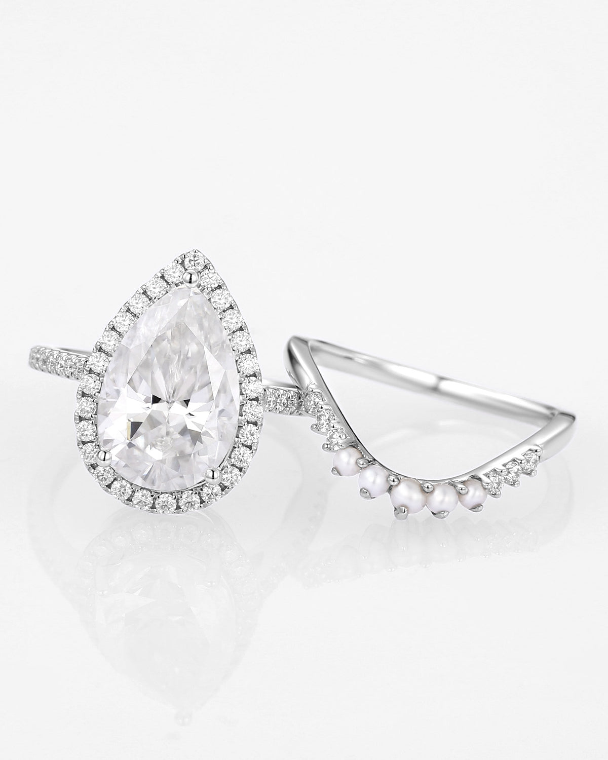 4.0ct Pear Moissanite & Pearl Classic Halo Ring Set 2pcs - Verena