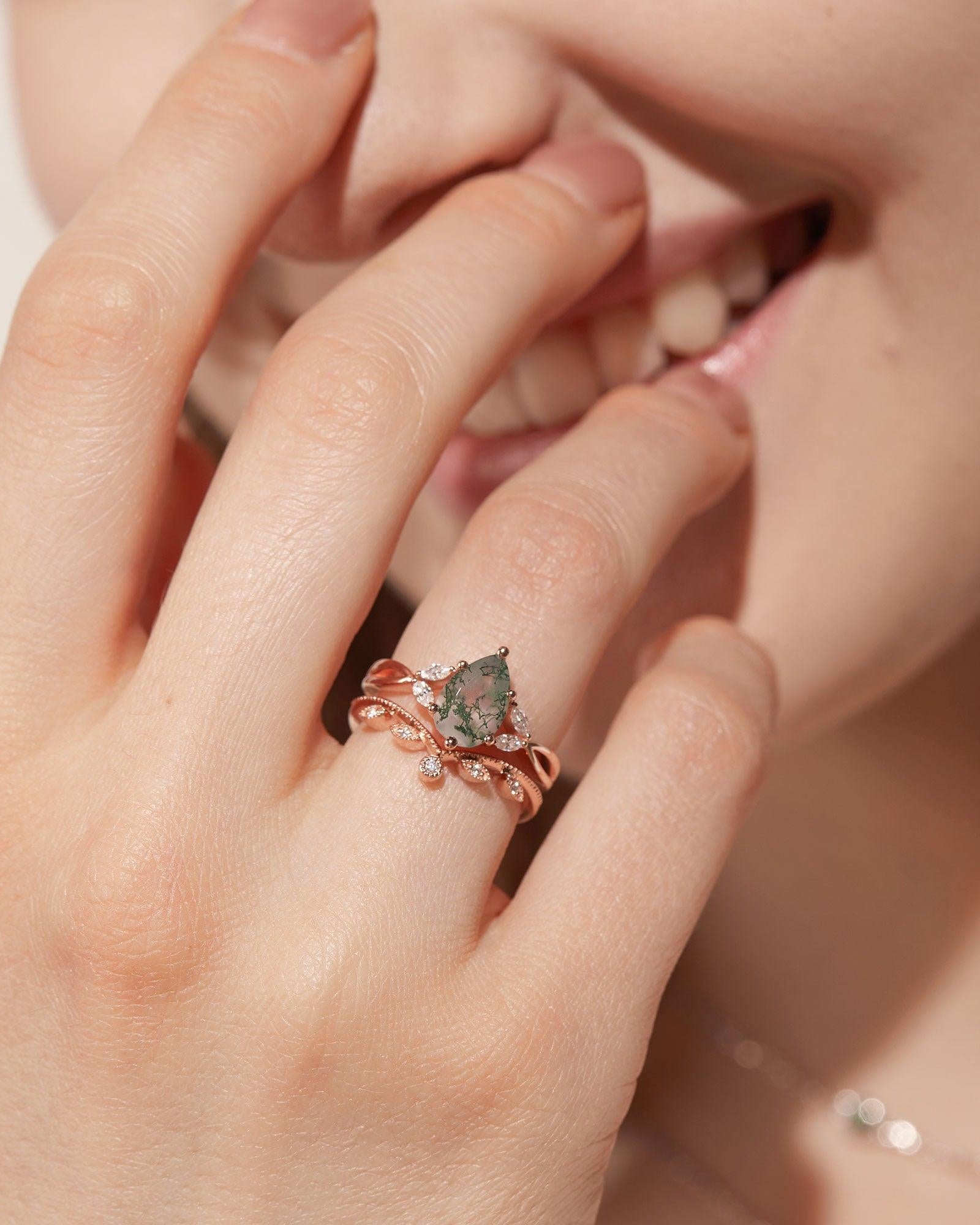 Pear Shaped Moss Agate Bridal Ring Set 2pcs - Felicegals 丨Wedding ring 丨Fashion ring 丨Diamond ring 丨Gemstone ring