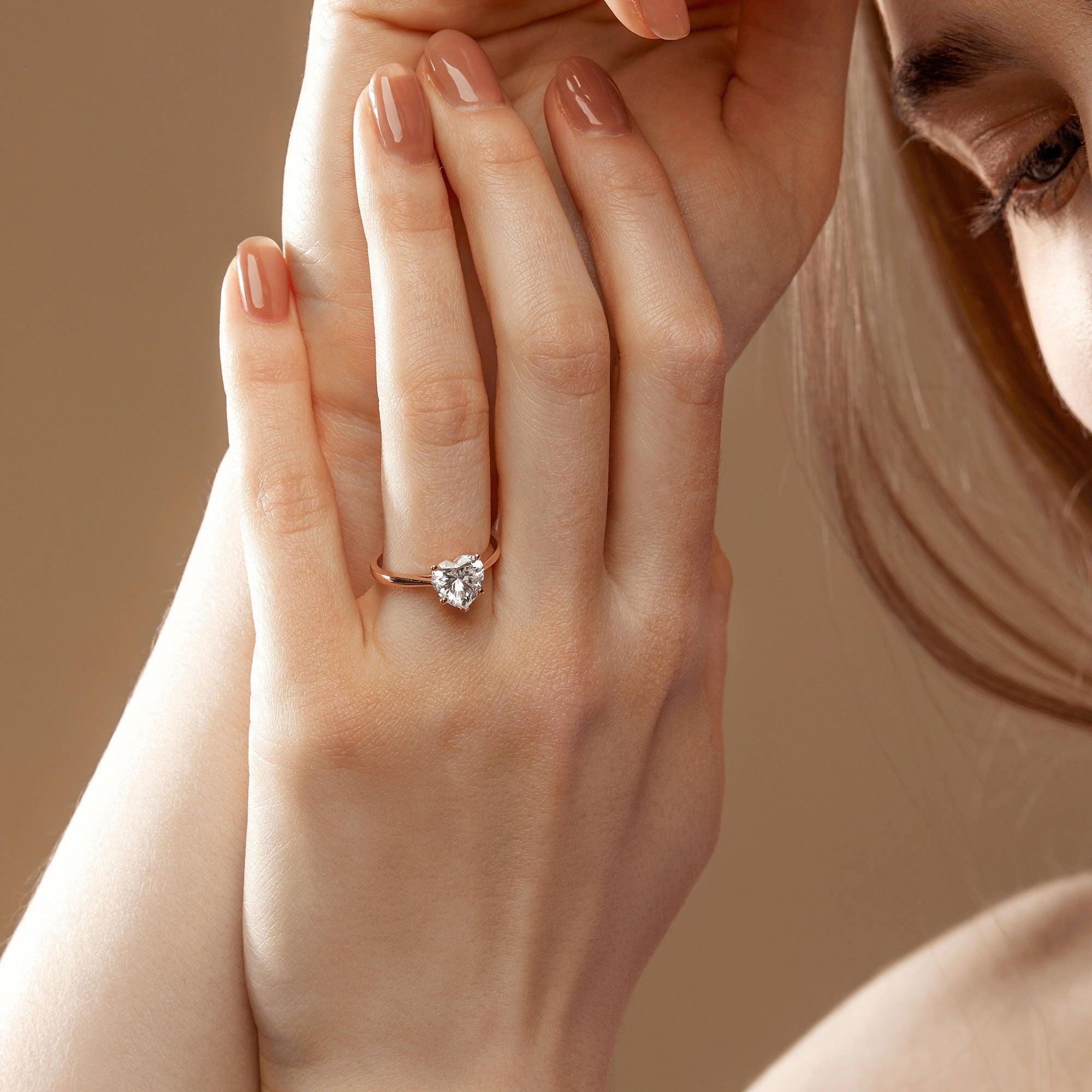 2.0ct Heart Shaped Moissanite Classic Solitaire Ring - Felicegals 丨Wedding ring 丨Fashion ring 丨Diamond ring 丨Gemstone ring