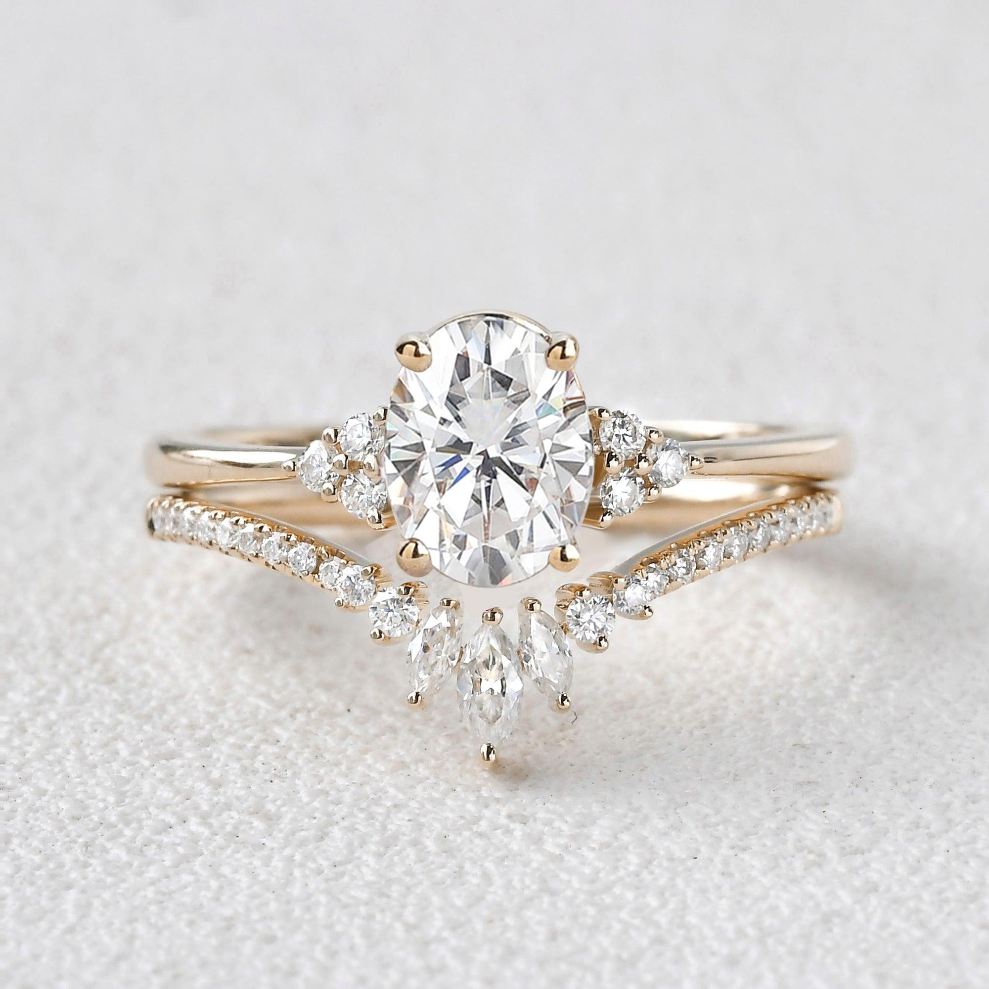 1.5ct Oval Cut Moissanite Classic Cluster Gold Ring Set 2pcs - Felicegals 丨Wedding ring 丨Fashion ring 丨Diamond ring 丨Gemstone ring