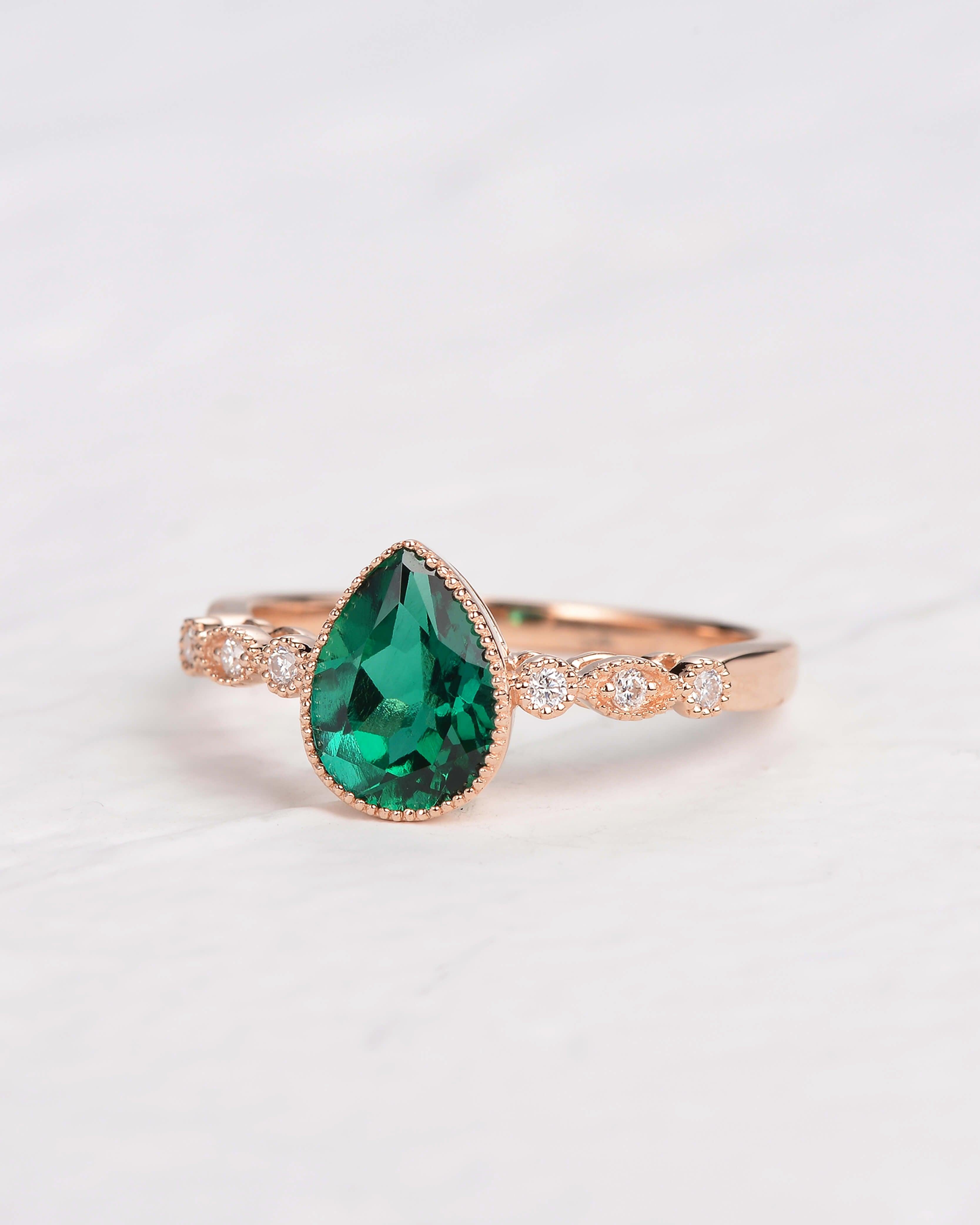 Pear Shaped Lab Emerald Rose Gold Ring - Felicegals 丨Wedding ring 丨Fashion ring 丨Diamond ring 丨Gemstone ring--Felicegals