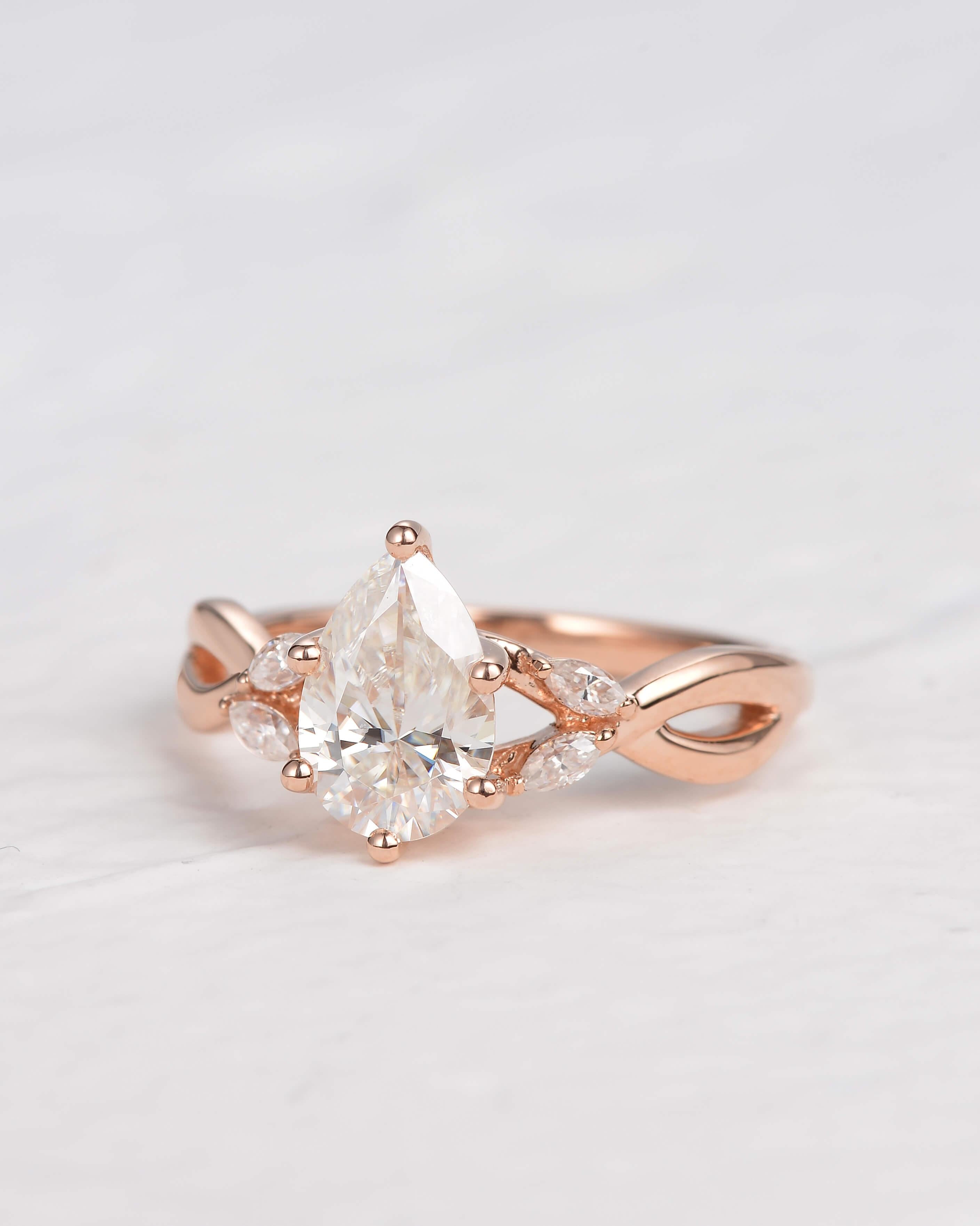 Pear Shaped Moissanite 6 Prongs Ring - Felicegals 丨Wedding ring 丨Fashion ring 丨Diamond ring 丨Gemstone ring--Felicegals