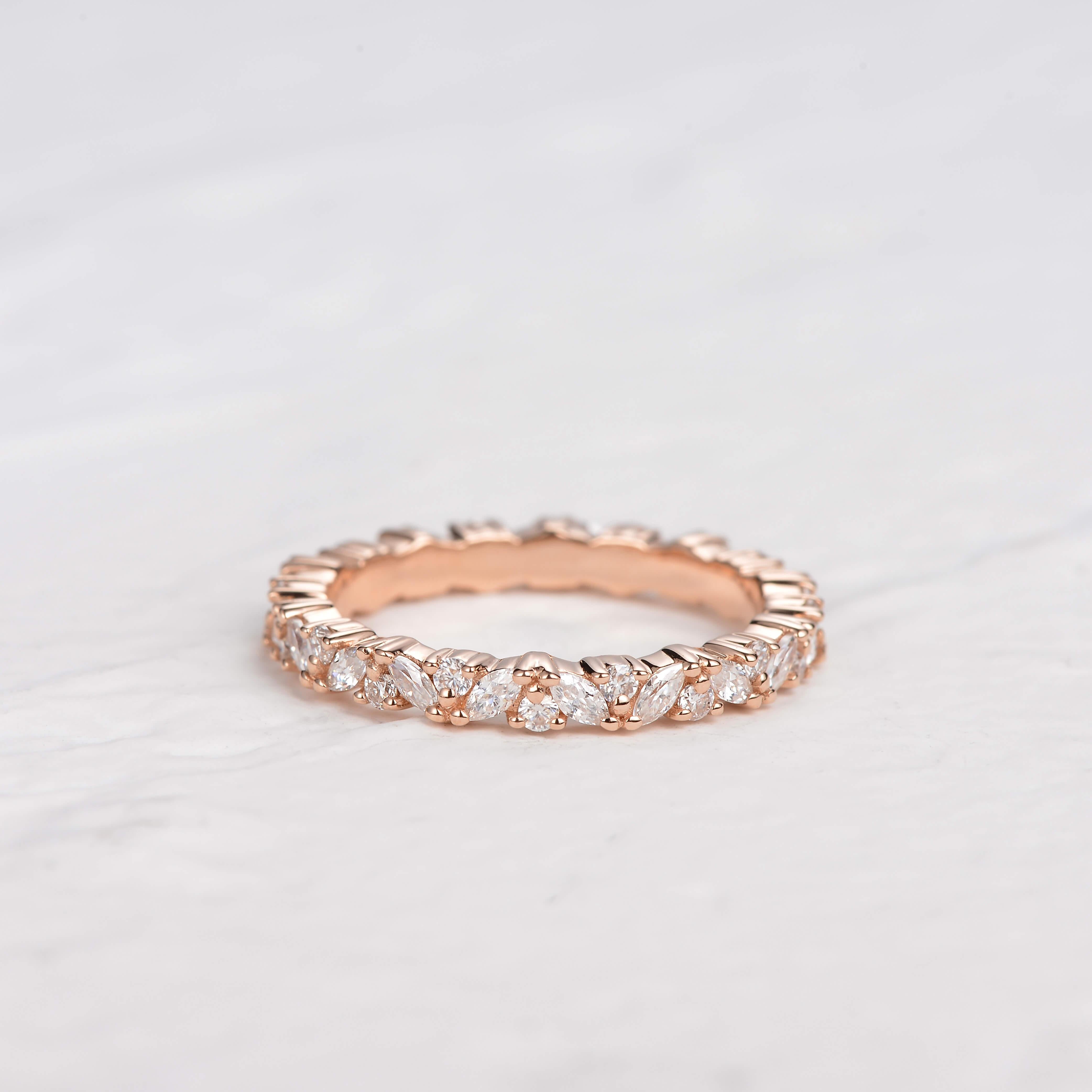 Moissanite Cluster Wedding Band Ring - Felicegals 丨Wedding ring 丨Fashion ring 丨Diamond ring 丨Gemstone ring--Felicegals