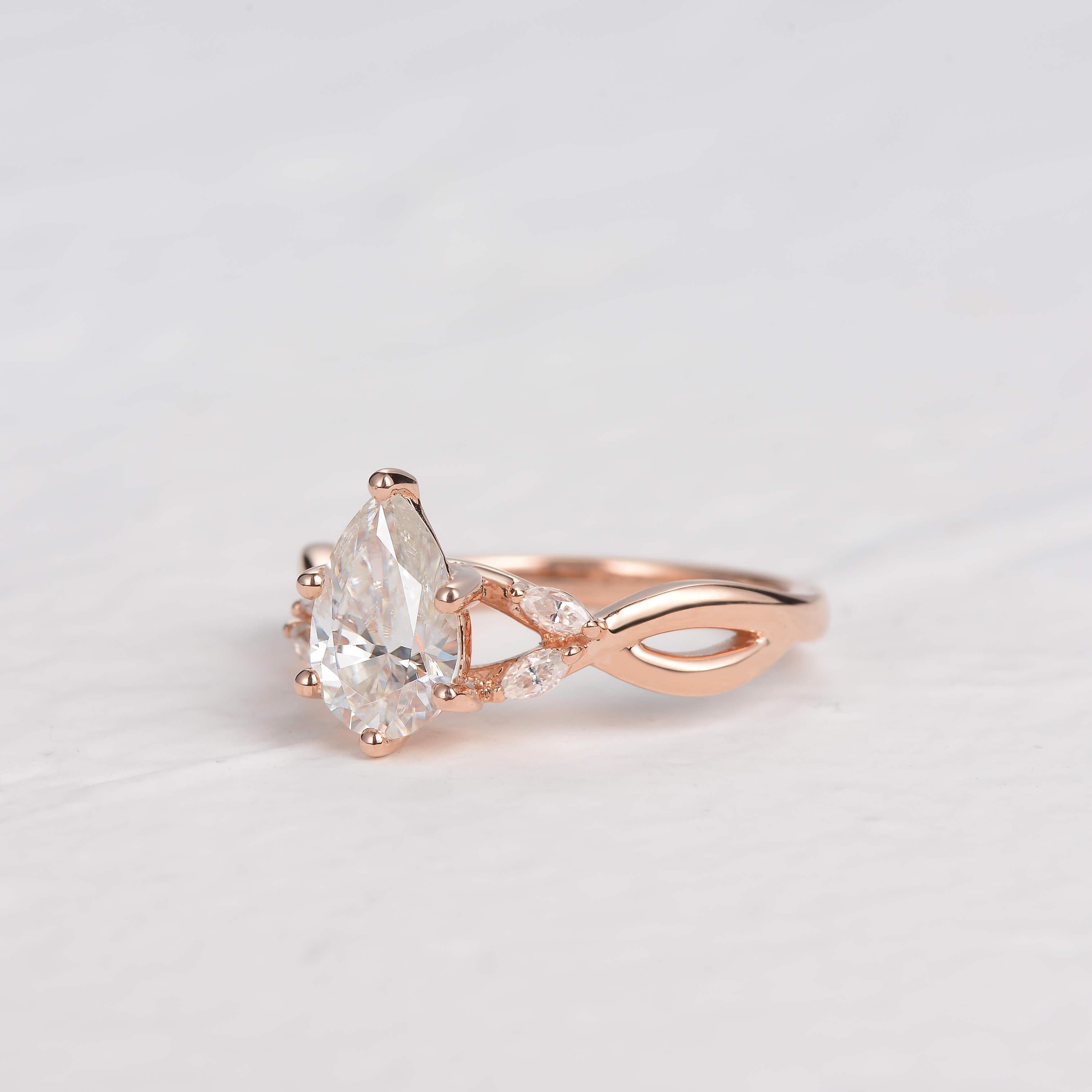 Pear Shaped Moissanite 6 Prongs Ring - Felicegals 丨Wedding ring 丨Fashion ring 丨Diamond ring 丨Gemstone ring--Felicegals