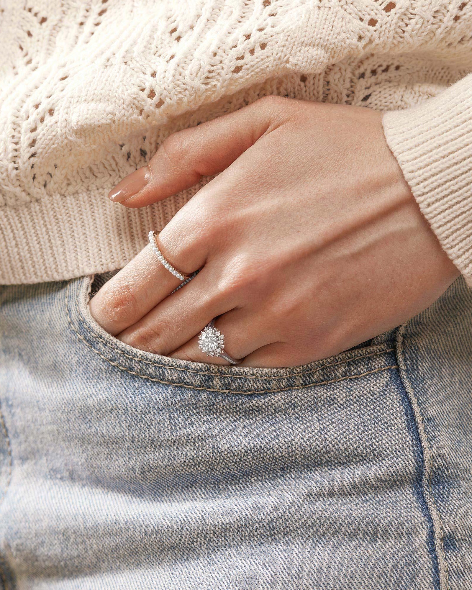 1.0ct Round Moissanite Vintage Halo Floral Ring Set 2pcs - Felicegals 丨Wedding ring 丨Fashion ring 丨Diamond ring 丨Gemstone ring