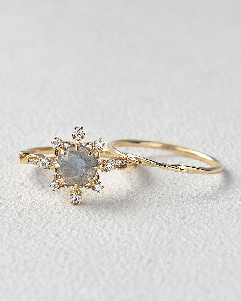 Round Cut Labradorite Vintage Inspired Ring Set 2pcs - Felicegals 丨Wedding ring 丨Fashion ring 丨Diamond ring 丨Gemstone ring-Rings-Felicegals 丨Wedding ring 丨Fashion ring 丨Diamond ring 丨Gemstone ring