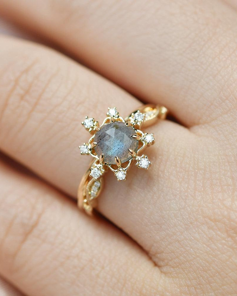 Round Cut Labradorite Vintage Inspired Ring Set 2pcs - Felicegals 丨Wedding ring 丨Fashion ring 丨Diamond ring 丨Gemstone ring-Rings-Felicegals 丨Wedding ring 丨Fashion ring 丨Diamond ring 丨Gemstone ring