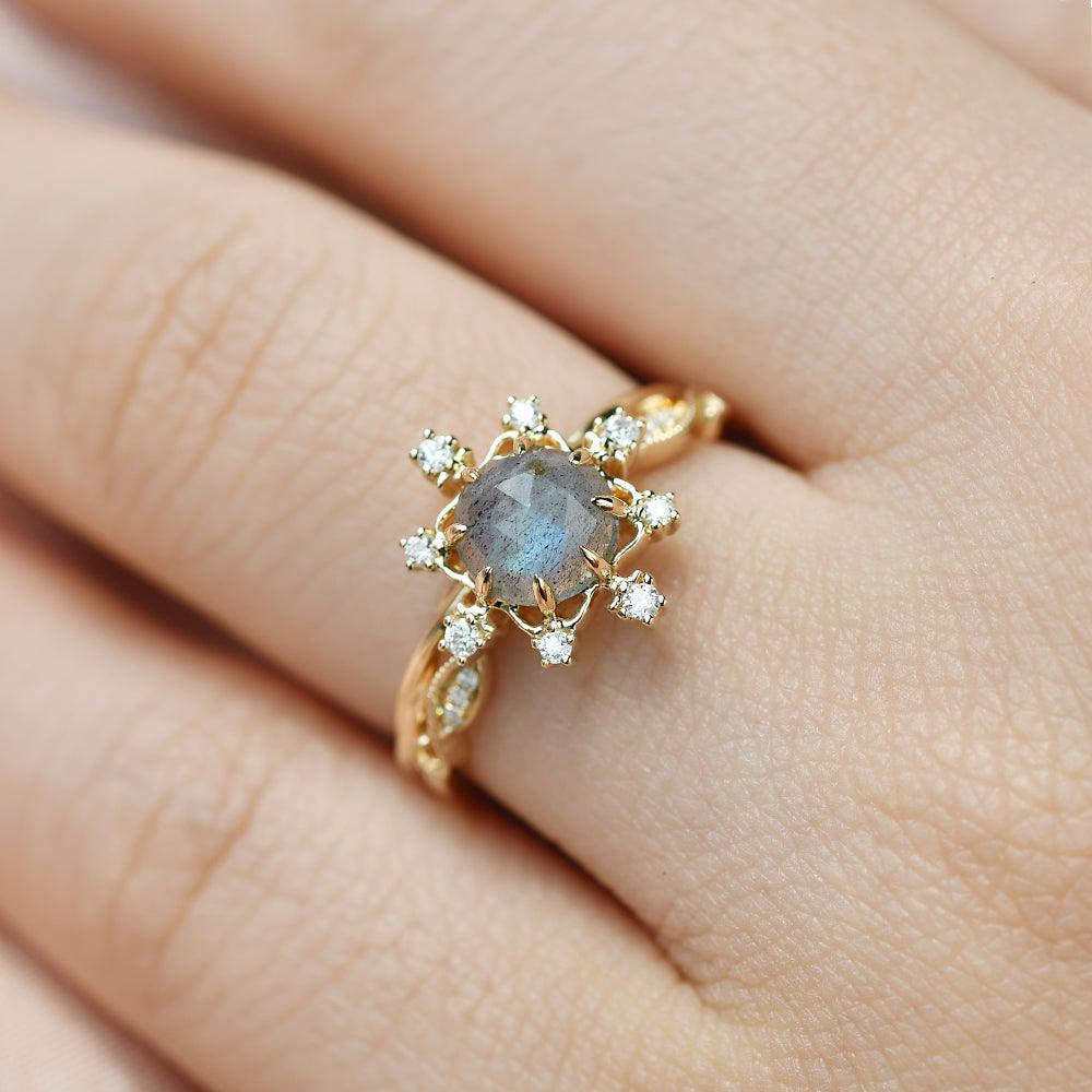 Round Cut Labradorite Vintage Inspired Ring Set 2pcs - Felicegals 丨Wedding ring 丨Fashion ring 丨Diamond ring 丨Gemstone ring-Rings-Felicegals 丨Wedding ring 丨Fashion ring 丨Diamond ring 丨Gemstone ring