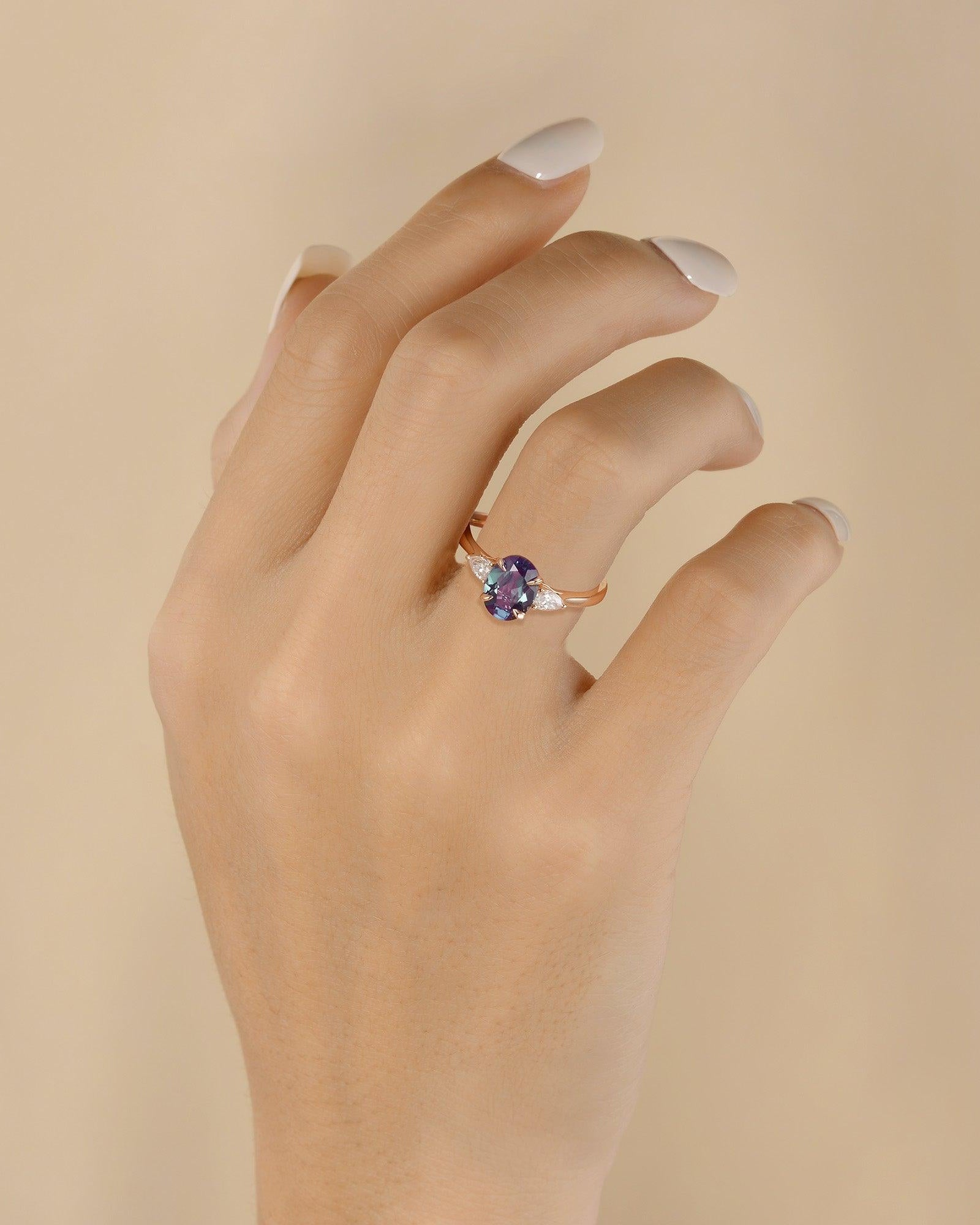 Lab Created Alexandrite Yellow Gold Ring - Felicegals 丨Wedding ring 丨Fashion ring 丨Diamond ring 丨Gemstone ring