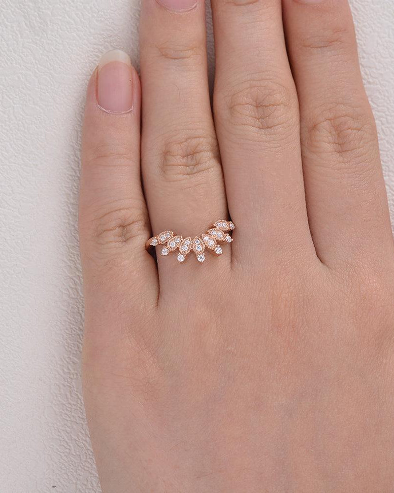 Round Cut Moissanite Cluster Ring - Felicegals