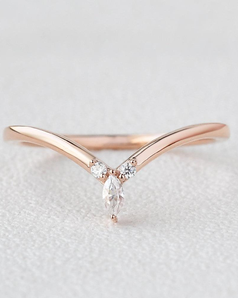 Curved Moissanite Stacking Wedding Band - Felicegals