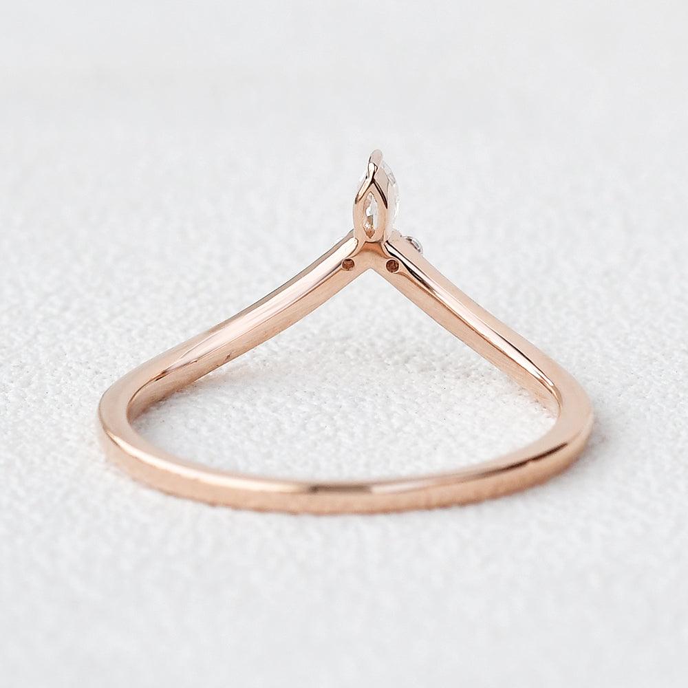 Curved Moissanite Stacking Wedding Band - Felicegals