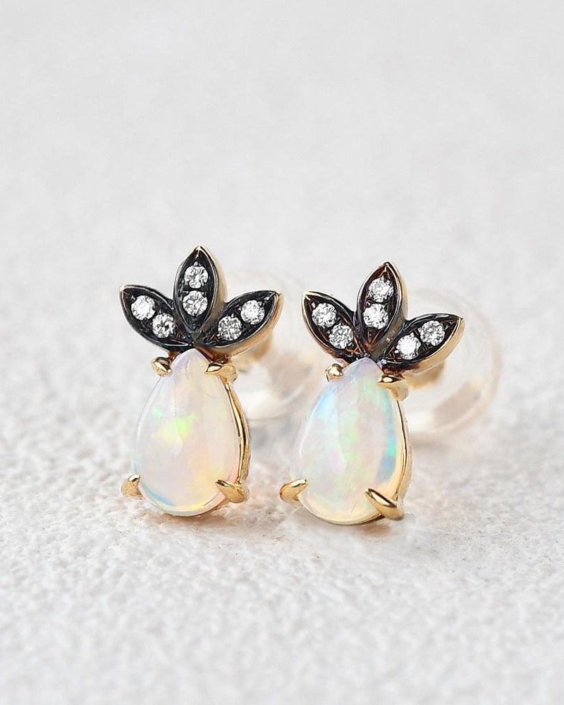 Natural Opal & Full Facet Diamond Inspired Yellow Gold Earrings - Felicegals 丨Wedding ring 丨Fashion ring 丨Diamond ring 丨Gemstone ring--Felicegals