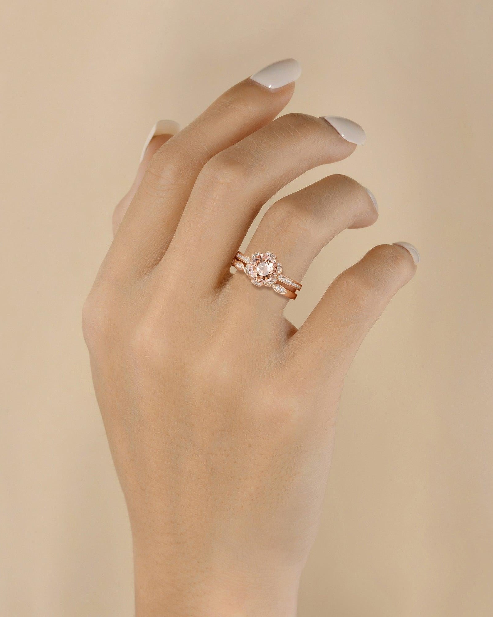 1.2ct Round Cut Morganite Floral Inspired Ring Set 2pcs - Felicegals 丨Wedding ring 丨Fashion ring 丨Diamond ring 丨Gemstone ring