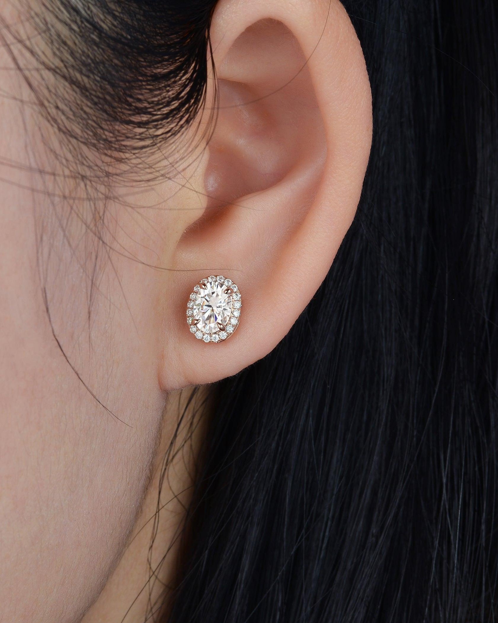 Felicegals Moissanite Classic Halo Earrings - Felicegals 丨Wedding ring 丨Fashion ring 丨Diamond ring 丨Gemstone ring--Felicegals 丨Wedding ring 丨Fashion ring 丨Diamond ring 丨Gemstone ring