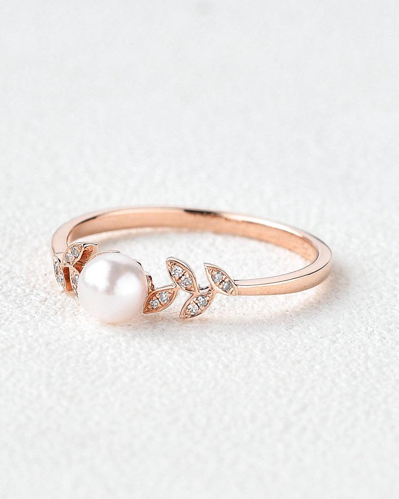 Akoya Pearl & Moissanite Rose Gold Ring - Felicegals