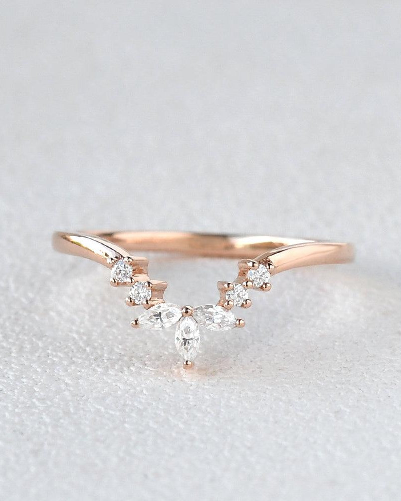 Marquise Shaped Curved Moissanite Band - Felicegals