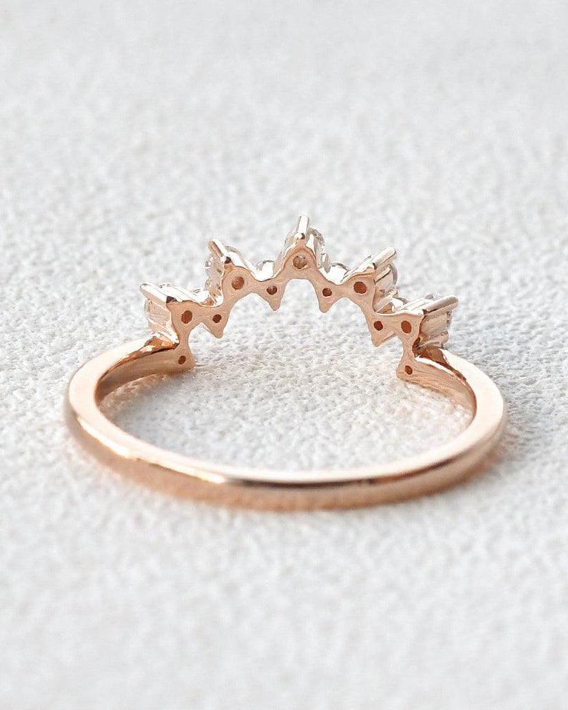 Round Cut Moissanite Curved Wedding Band - Felicegals