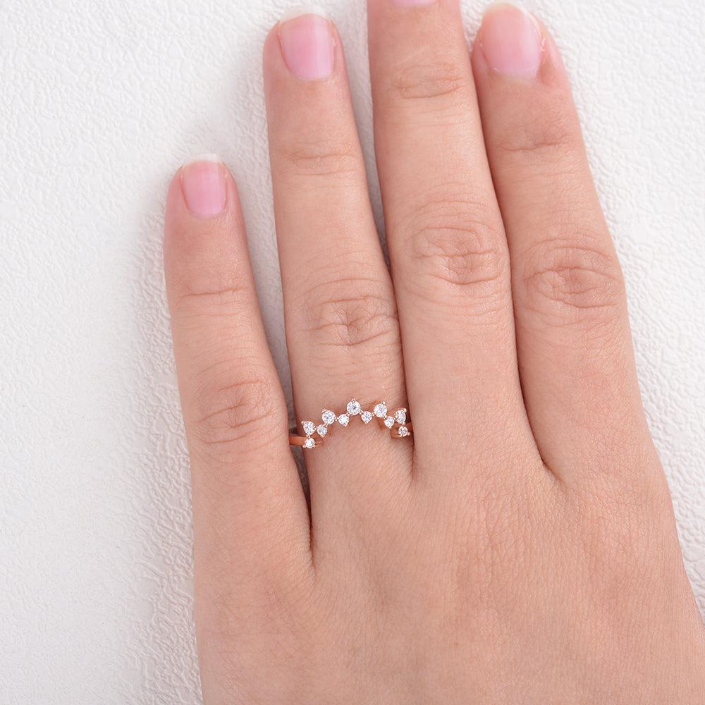 Round Cut Moissanite Curved Wedding Band - Felicegals