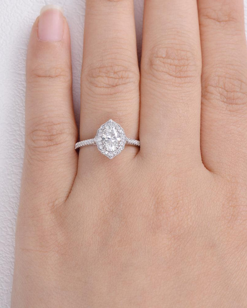 Oval Moissanite White Gold Antique Ring - Felicegals
