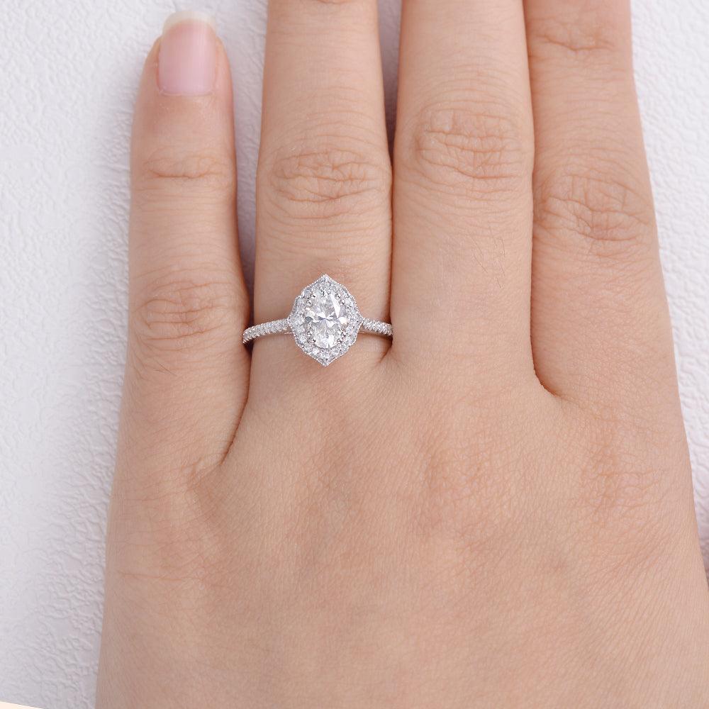 Oval Moissanite White Gold Antique Ring - Felicegals
