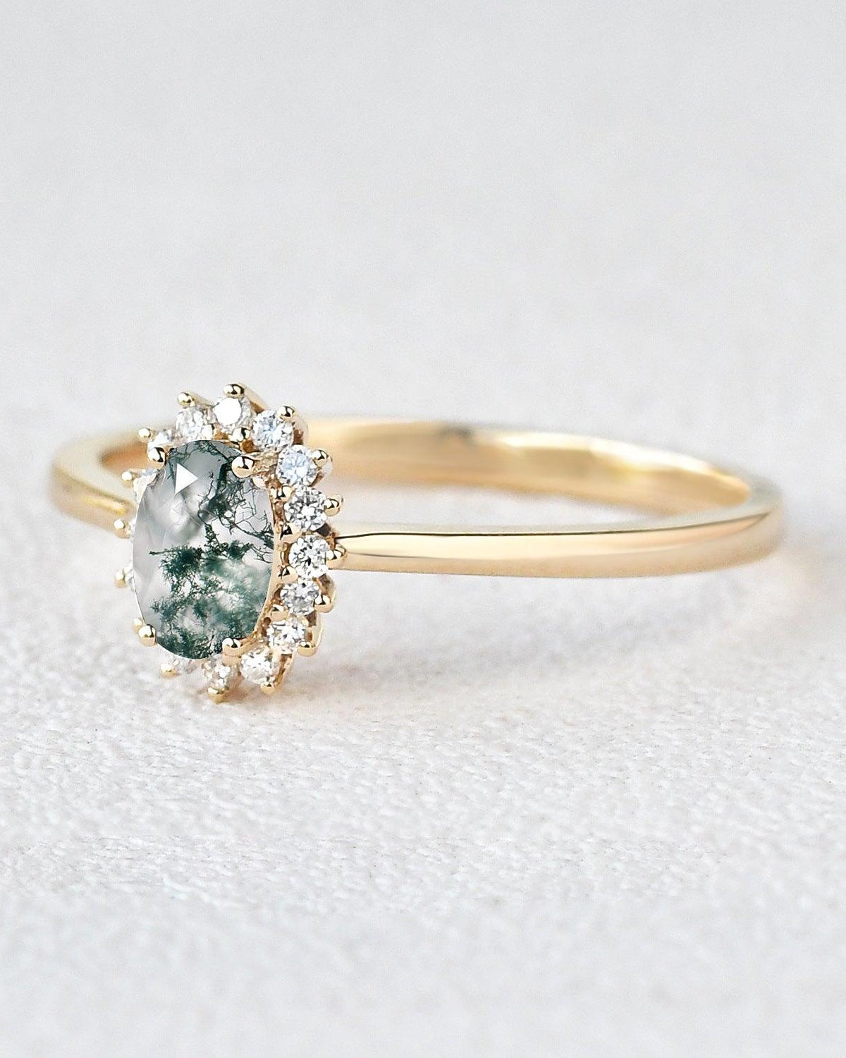 Oval Moss Agate & Moissanite White Gold Ring - Felicegals 丨Wedding ring 丨Fashion ring 丨Diamond ring 丨Gemstone ring