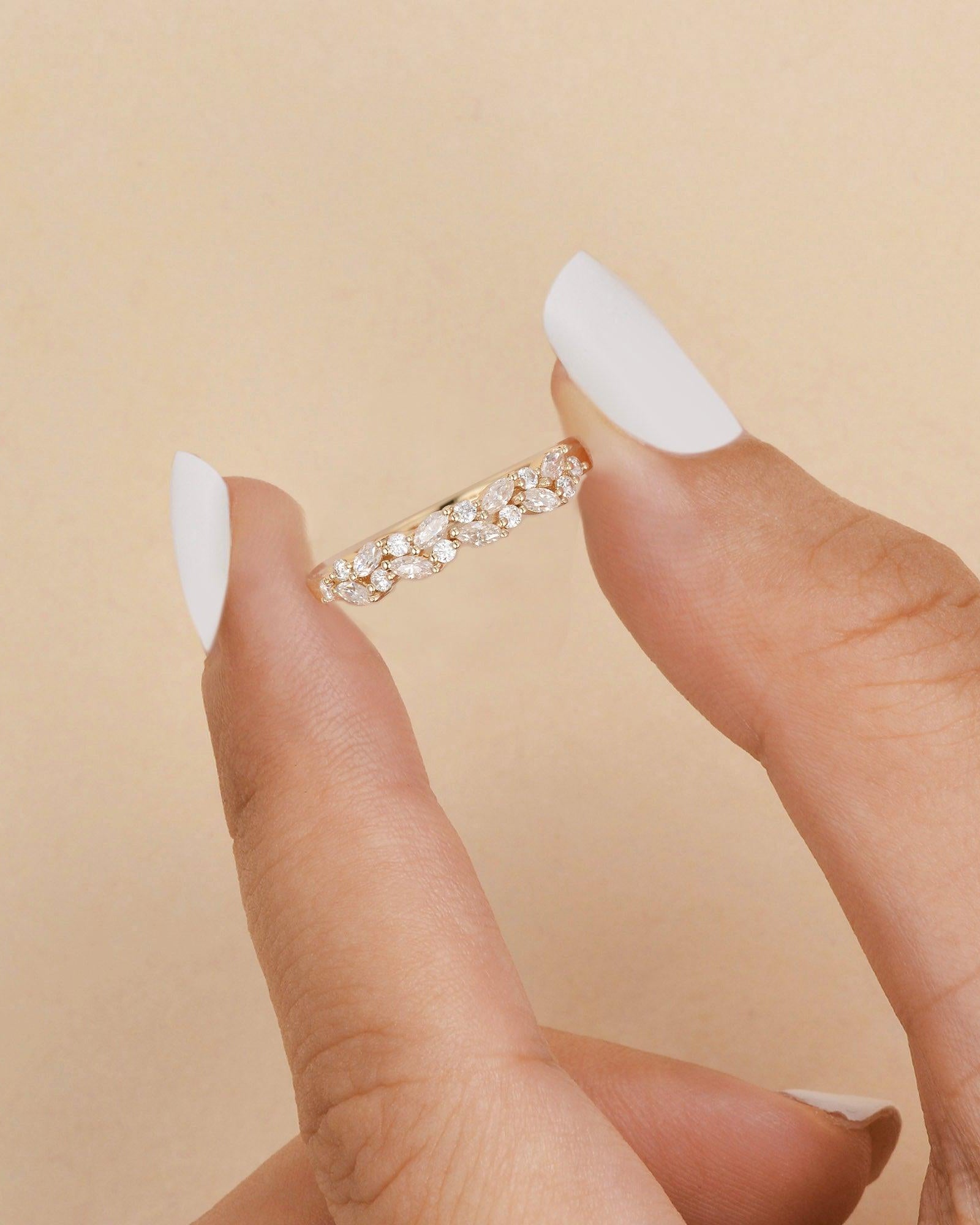 Marquise Shaped Moissanite Wedding Band - Felicegals 丨Wedding ring 丨Fashion ring 丨Diamond ring 丨Gemstone ring