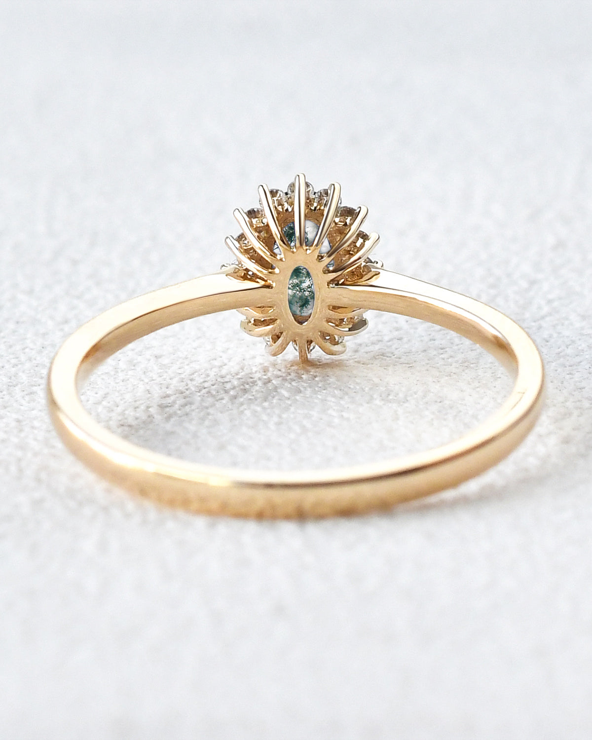 Oval Moss Agate & Moissanite White Gold Ring - Felicegals 丨Wedding ring 丨Fashion ring 丨Diamond ring 丨Gemstone ring