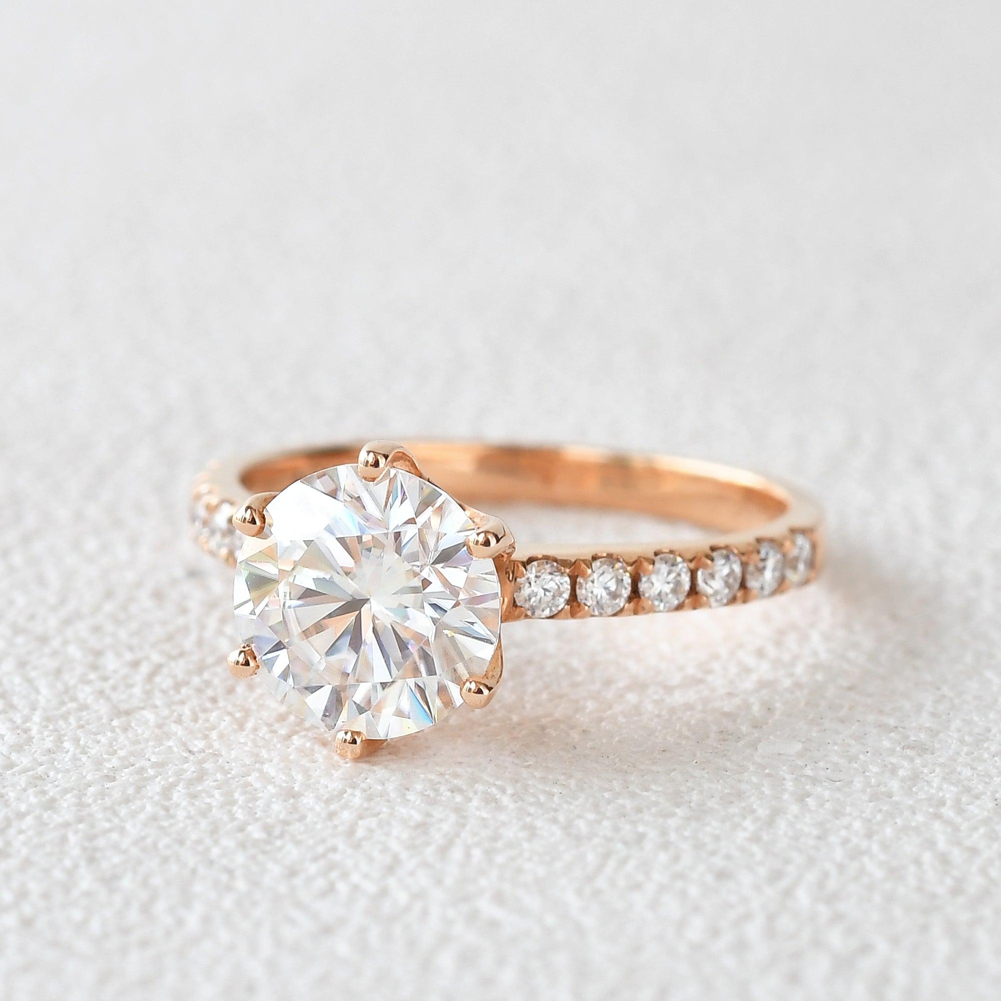Round Cut Moissanite Rose Gold Ring - Felicegals 丨Wedding ring 丨Fashion ring 丨Diamond ring 丨Gemstone ring--Felicegals