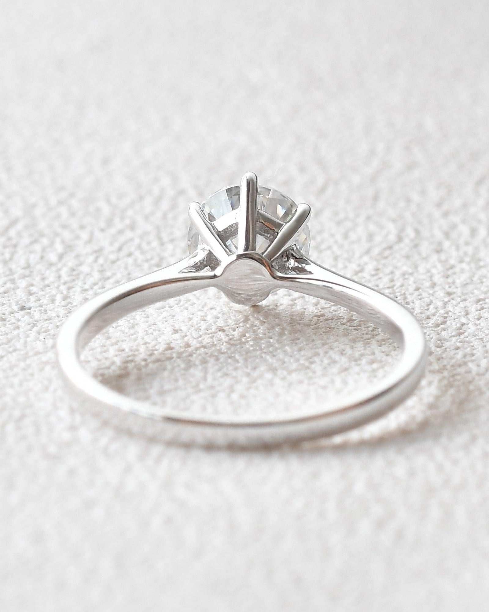 1ct Classic Round Cut Moissanite White Gold Ring - Felicegals 丨Wedding ring 丨Fashion ring 丨Diamond ring 丨Gemstone ring--Felicegals