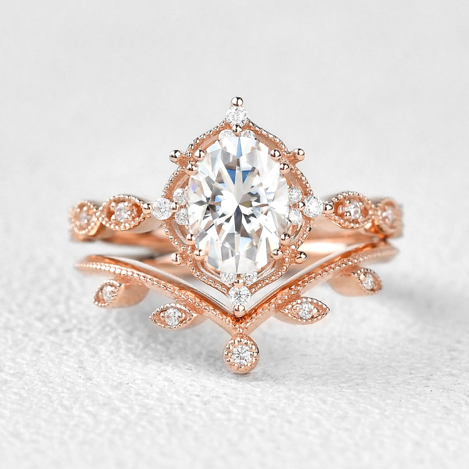 Oval Cut Moissanite Rose Gold Ring Set 2pcs - Felicegals 丨Wedding ring 丨Fashion ring 丨Diamond ring 丨Gemstone ring--Felicegals 丨Wedding ring 丨Fashion ring 丨Diamond ring 丨Gemstone ring