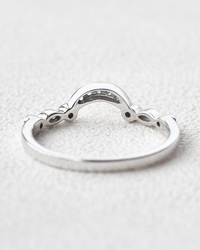 Moissanite Curved Wedding White Gold Stacking Band - Felicegals 丨Wedding ring 丨Fashion ring 丨Diamond ring 丨Gemstone ring--Felicegals