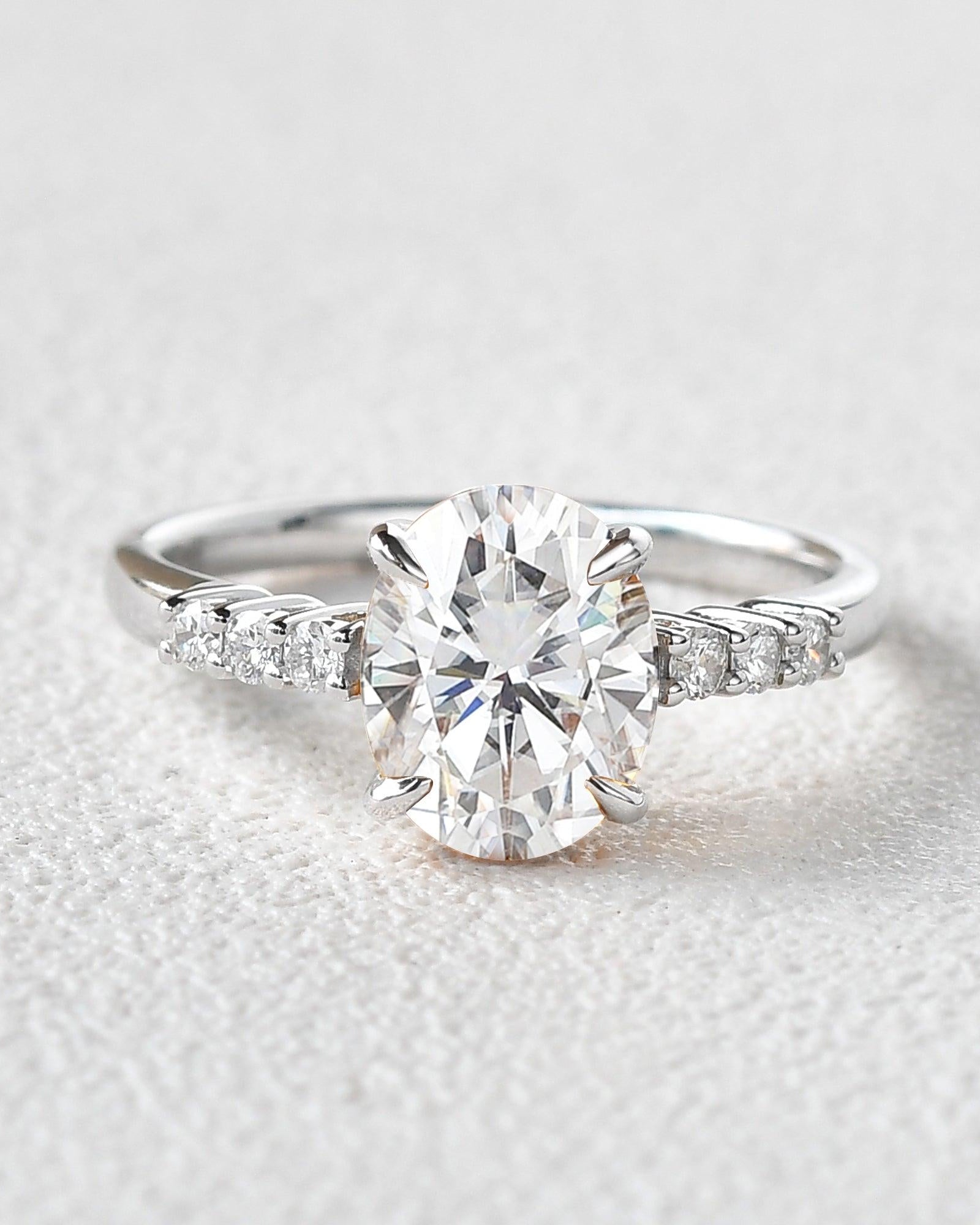 Oval Cut Moissanite White Gold Ring - Felicegals 丨Wedding ring 丨Fashion ring 丨Diamond ring 丨Gemstone ring--Felicegals