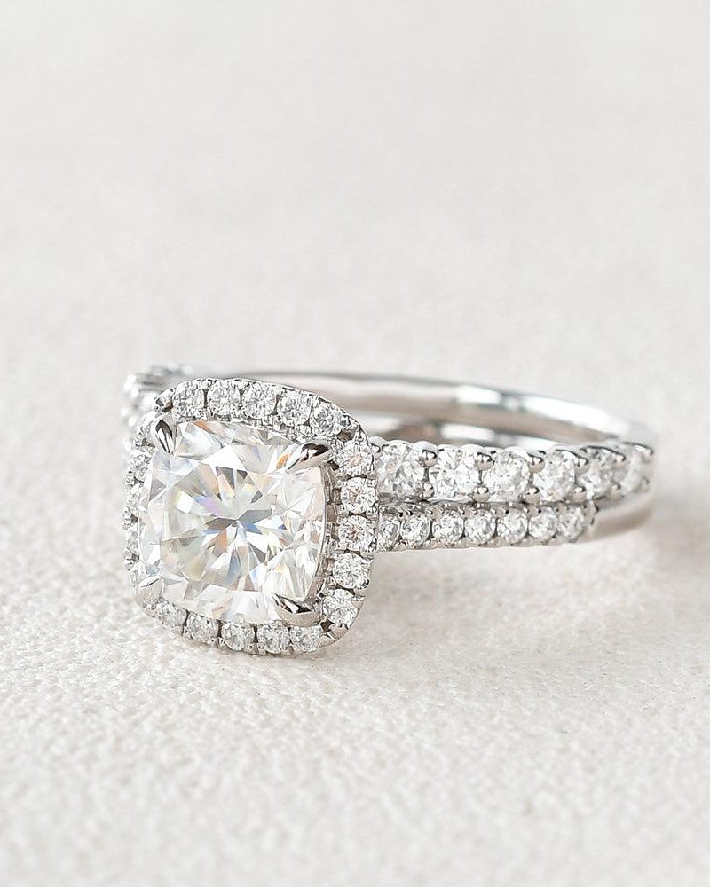 1.5ct Cushion Cut Moissanite Halo White Gold Ring Set 2pcs - Felicegals 丨Wedding ring 丨Fashion ring 丨Diamond ring 丨Gemstone ring--Felicegals 丨Wedding ring 丨Fashion ring 丨Diamond ring 丨Gemstone ring