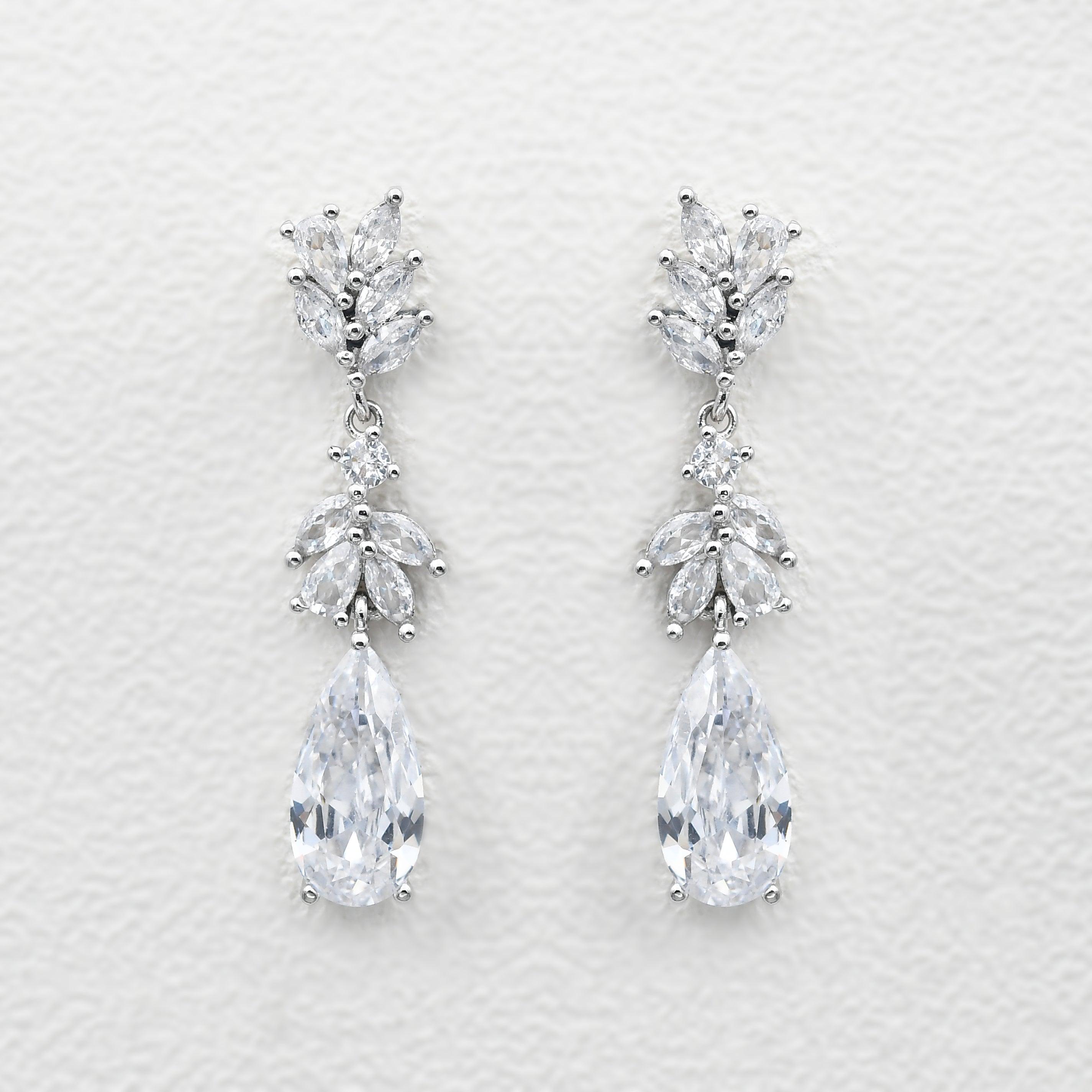 Felicegals Stimulated Diamond Floral Drop Earrings - Felicegals 丨Wedding ring 丨Fashion ring 丨Diamond ring 丨Gemstone ring-Earrings-Felicegals 丨Wedding ring 丨Fashion ring 丨Diamond ring 丨Gemstone ring