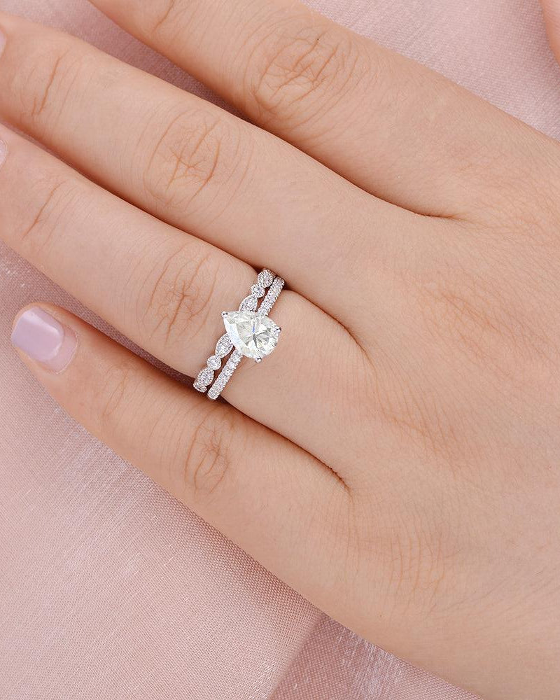 1ct Pear Shaped Moissanite Solitaire White Gold Ring Set 2pcs - Felicegals 丨Wedding ring 丨Fashion ring 丨Diamond ring 丨Gemstone ring--Felicegals 丨Wedding ring 丨Fashion ring 丨Diamond ring 丨Gemstone ring