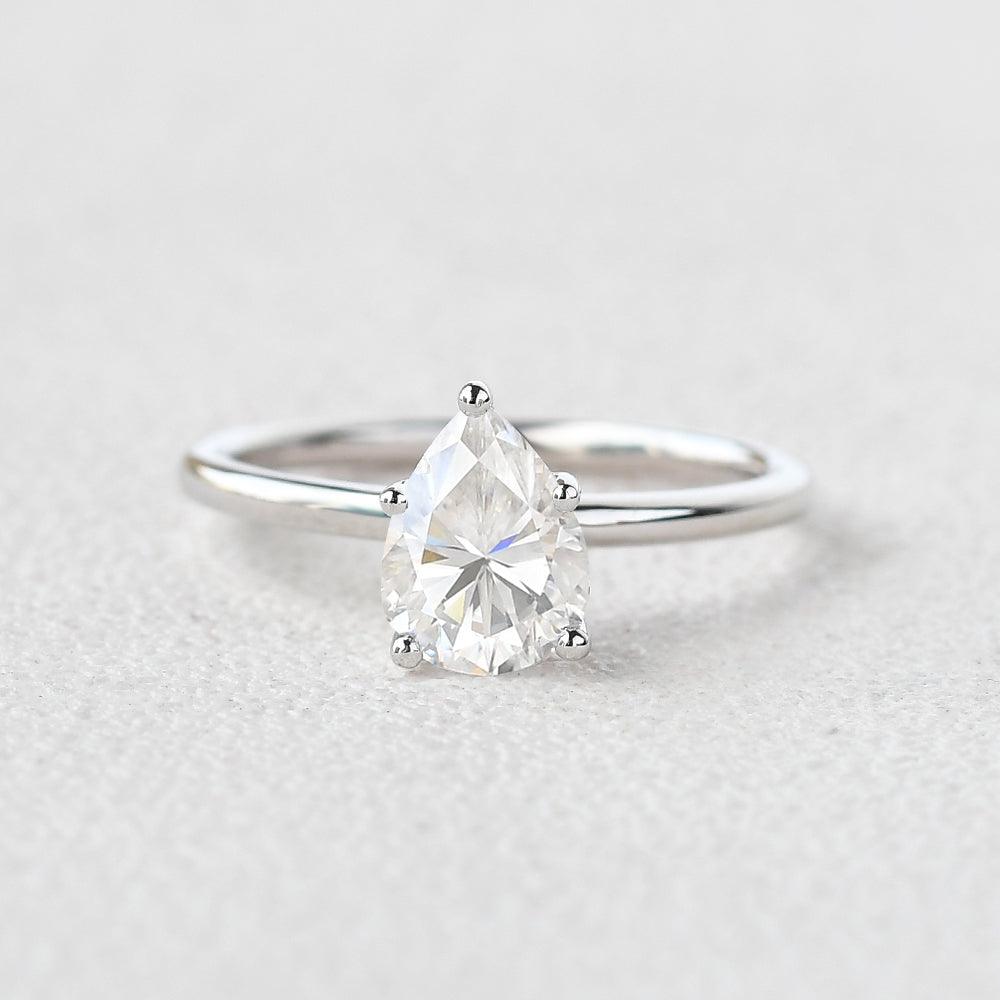 1ct Pear Shaped Moissanite Solitaire Ring - Felicegals 丨Wedding ring 丨Fashion ring 丨Diamond ring 丨Gemstone ring--Felicegals 丨Wedding ring 丨Fashion ring 丨Diamond ring 丨Gemstone ring