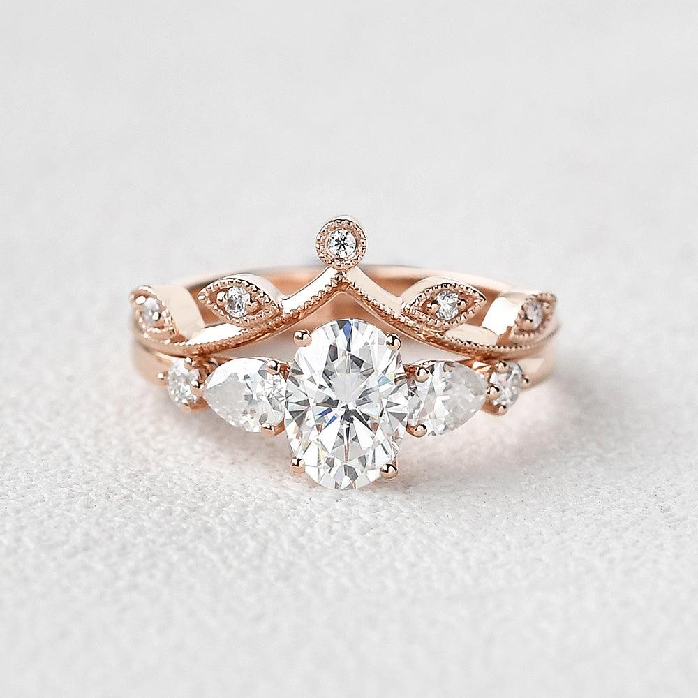 Oval & V Shaped Moissanite Rose Gold Bridal Set 2pcs Ring - Felicegals 丨Wedding ring 丨Fashion ring 丨Diamond ring 丨Gemstone ring--Felicegals