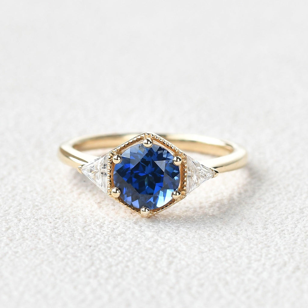 Round Cut Sapphire Yellow Gold Ring - Felicegals 丨Wedding ring 丨Fashion ring 丨Diamond ring 丨Gemstone ring--Felicegals 丨Wedding ring 丨Fashion ring 丨Diamond ring 丨Gemstone ring
