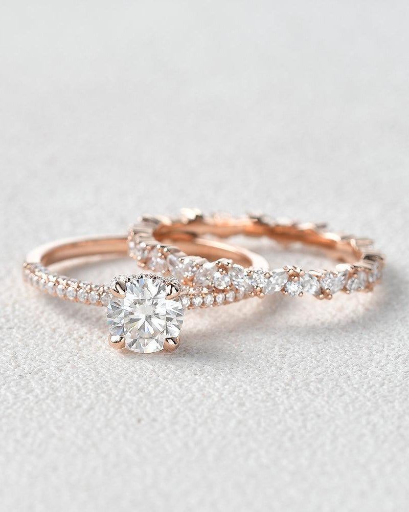 Felicegals 1ct Round Cut Moissanite Ring Set 2pcs - Felicegals 丨Wedding ring 丨Fashion ring 丨Diamond ring 丨Gemstone ring-Jewelry-Felicegals 丨Wedding ring 丨Fashion ring 丨Diamond ring 丨Gemstone ring